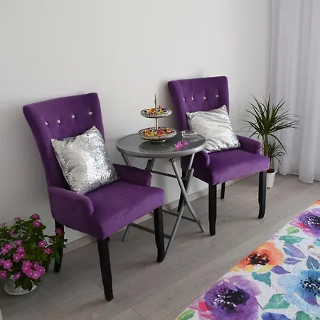 Zorana Vandrerhjem *